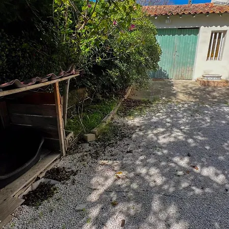 Vacation - Pool - Parking & Charging Station *