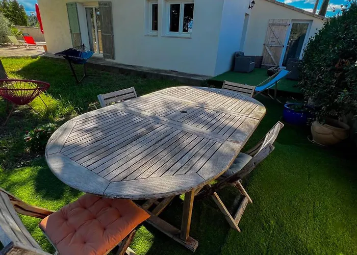 Vacation - Pool - Parking & Charging Station Διαμέρισμα